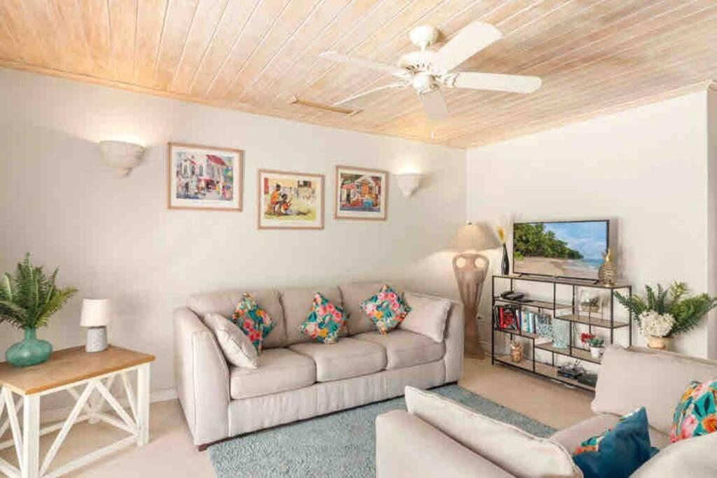 Nanpa, Luxury Family Three Bed Villa, St James West Coast, Private Pool Saint James Exterior foto